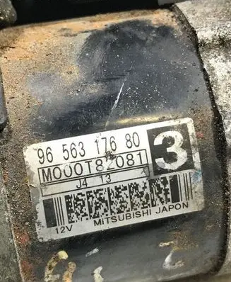 Peugeot 607 Starter motor M000T82081 9656317680