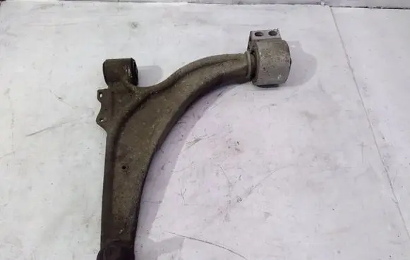Opel Astra J Front lower control arm/wishbone