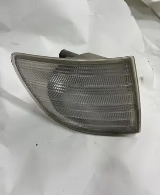 Mercedes-Benz Vito Viano W638 Front indicator light