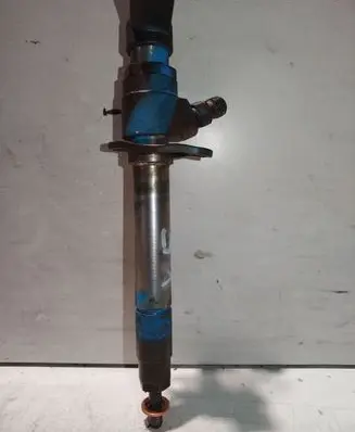 Jaguar XF X250 Fuel injector 5U3Q9K546AA
