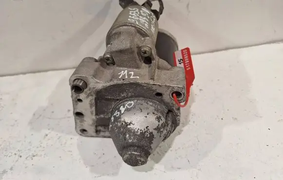 Peugeot 208 Starter motor 9663528880