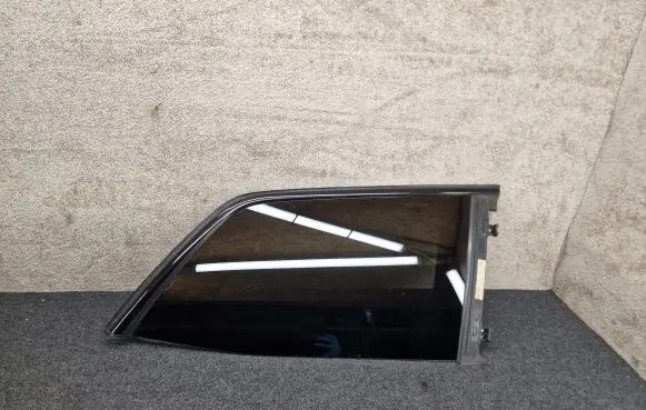 Mercedes-Benz GLS X166 Rear side window 16604490