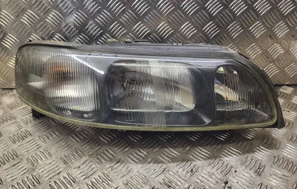 Volvo S60 Headlight/headlamp 89005621