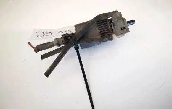 Renault Laguna I Windscreen/windshield washer pump