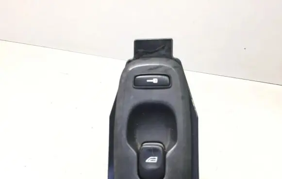 Volvo V70 Electric window control switch 30732817