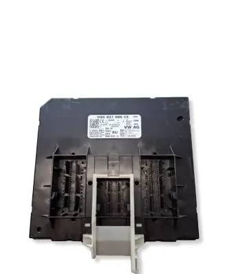 Volkswagen PASSAT B8 Comfort/convenience module 5Q0937086CE