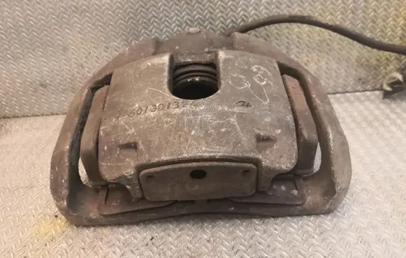 BMW 7 E65 E66 Front brake caliper