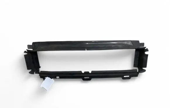 Volvo XC90 Intercooler air channel guide 31383717