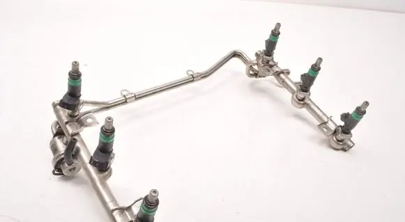 Audi A6 Allroad C5 Fuel main line pipe 06C133681L