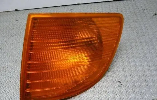 Mercedes-Benz Vito Viano W638 Front indicator light 
