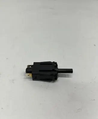 Mercedes-Benz C W204 Brake pedal sensor switch 001545