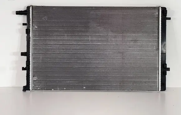 Nissan Qashqai Coolant radiator 144612076R T673726