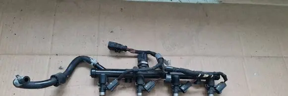 Audi A5 Sportback 8TA Fuel main line pipe 06K133681A 06L906031A