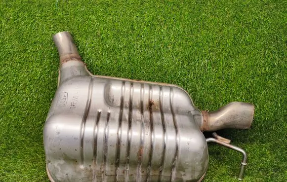 Mercedes-Benz E W212 Rear muffler/silencer tail pipe A2124911301 SN0619 90594204