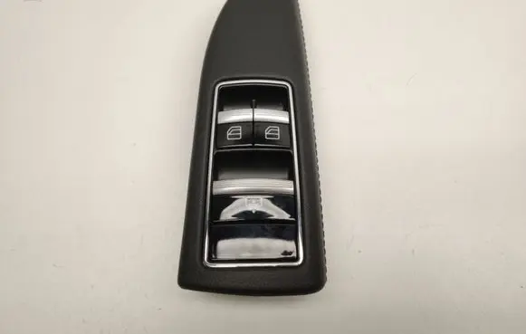Mercedes-Benz S W221 Electric window control switch A2218709510