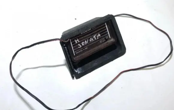 Hyundai Sonata Third/center stoplight ks331486 k-s3-31486