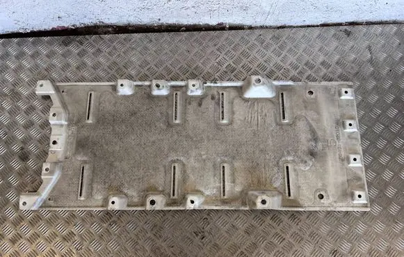 Toyota Mirai II Center/middle under tray cover 58403-62010