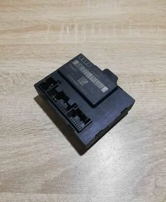 Audi A6 S6 C6 4F Door control unit/module 4F0959795