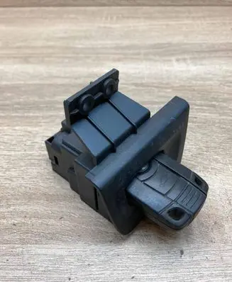 BMW 1 E81 E87 Ignition lock 6933708 10862510 WithKey