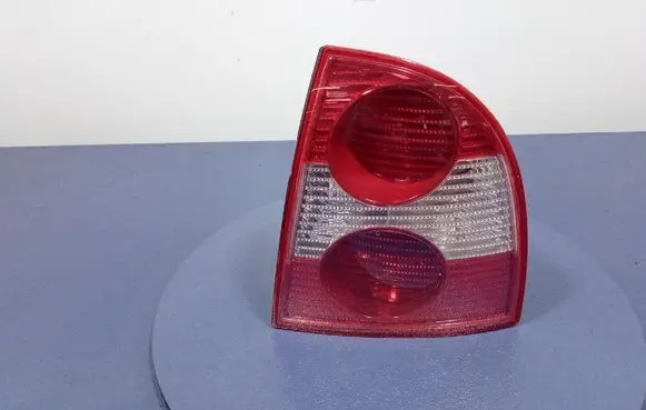 Volkswagen PASSAT B5.5 Rear/tail lights 11-A167