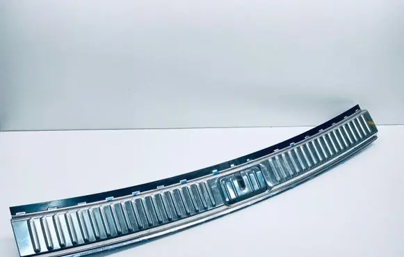 Volkswagen Touareg II Trunk/boot sill cover protection 7P0863459F