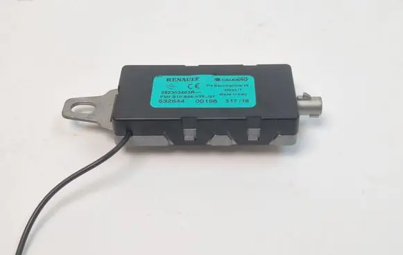 Renault Zoe Aerial antenna amplifier 282303463R 532644