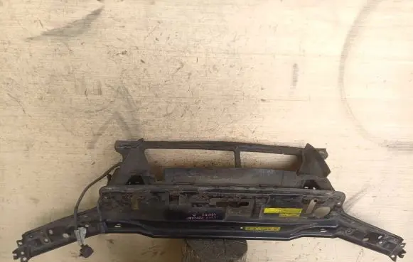 Volvo V70 Top upper radiator support slam panel