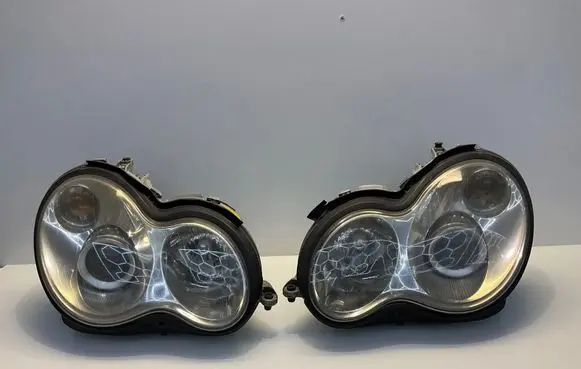 Mercedes-Benz C W203 Headlights/headlamps set A2038203559 2038203559