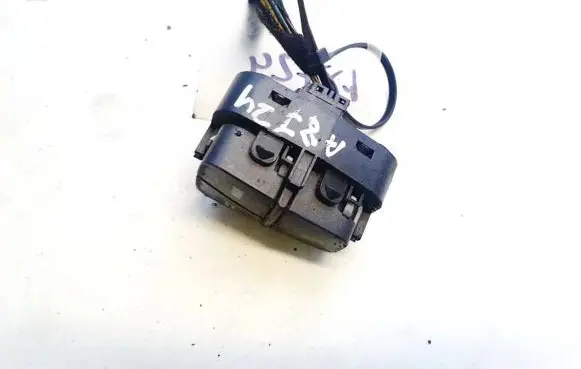 Fiat Croma Electric window control switch 2945901 c977