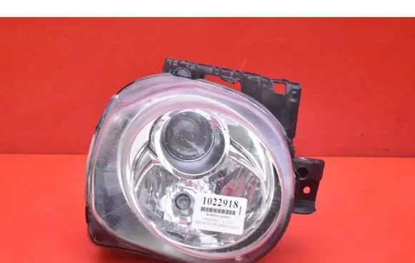 Nissan Juke I F15 Headlight/headlamp
