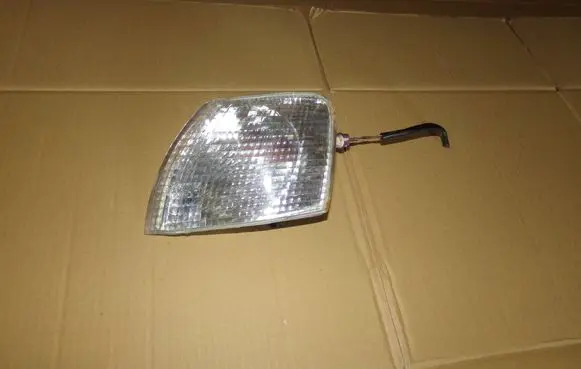 Volkswagen PASSAT B5 Front fender indicator light 