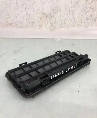 Tesla Model Y Quarter panel pressure vent 