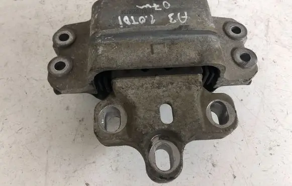 Audi A3 S3 8P Gearbox mount 1K0199555