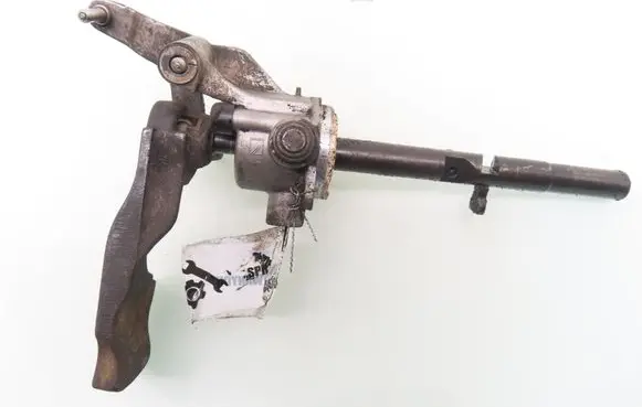 Volkswagen Golf V Gear selector/shifter in gearbox 1K0711046E