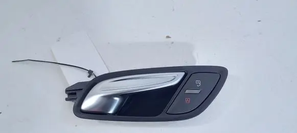 Audi TT TTS Mk2 Front door interior handle 8J1837020