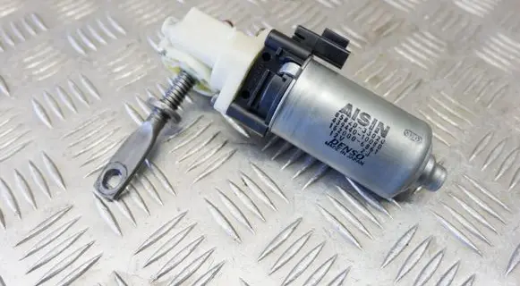 Lexus RX 330 - 350 - 400H Seat adjustment motor 8582033020 43944010080 1620006861