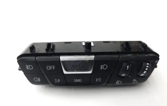 BMW 1 F40 Light switch 5A16AB7 100609