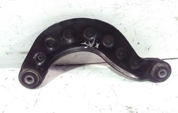 Rear control arm