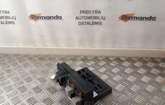 Mercedes-Benz E W211 SAM control unit 2115459001