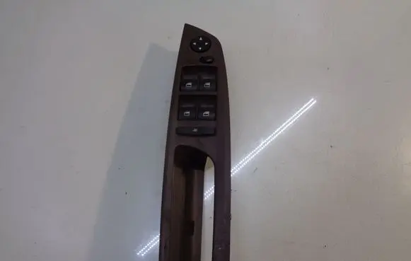 BMW X5 E70 Electric window control switch 9122118 7137137