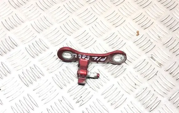 Opel Vectra C Front door lower hinge 