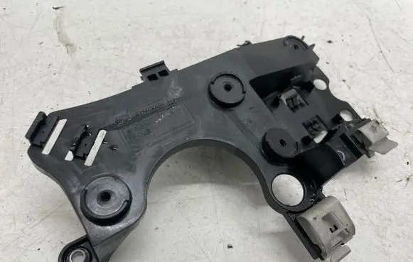 Mercedes-Benz GLA H247 Other engine bay part A6541425400