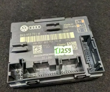 Audi A5 8T 8F Door control unit/module 8K0959792M