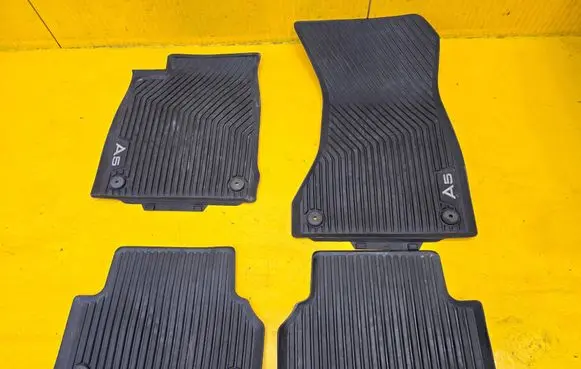 Audi A5 Car floor mat set 8W7061501A 8W0061511