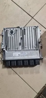 BMW 5 G30 G31 Engine control unit/module 8593720 030030237 0281033149
