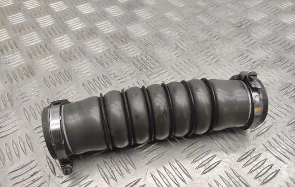 Peugeot 508 Intercooler hose/pipe 9803400180