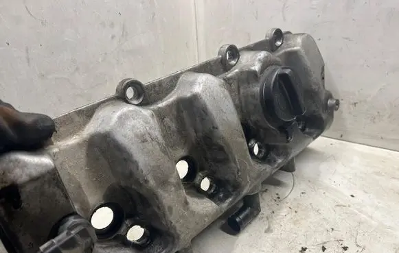 Hyundai Santa Fe Rocker cam cover 