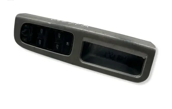 Volvo V50 Electric window control switch 30658444 30658445 30658446