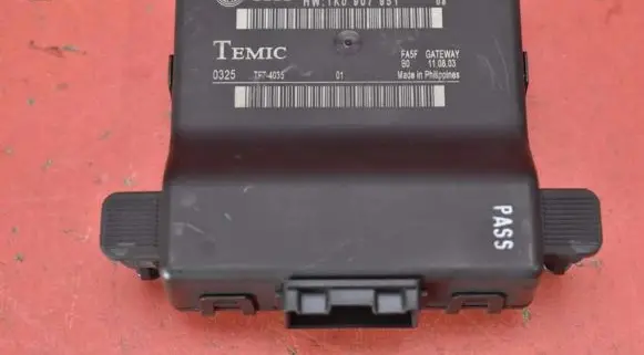 Audi A3 S3 8P Engine control unit/module ECU 1K0907530B