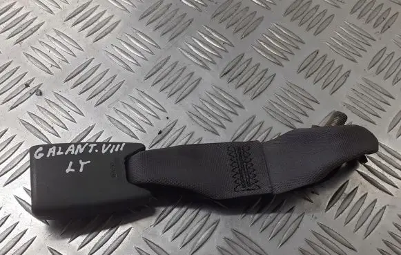 Mitsubishi Galant Rear seatbelt buckle